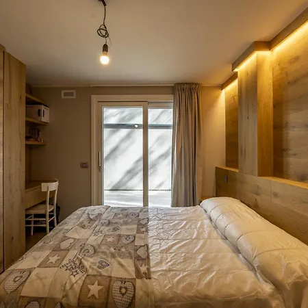 3br Delle Volpi - What'app - 0039-3512-039-610 - For Reservations! 库马约尔