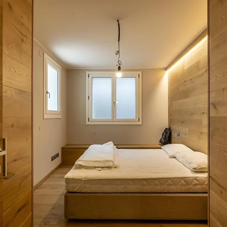 3br Delle Volpi - What'app - 0039-3512-039-610 - For Reservations! Appartement