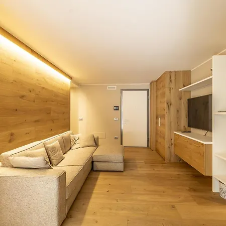 3br Delle Volpi - What'app - 0039-3512-039-610 - For Reservations! 公寓
